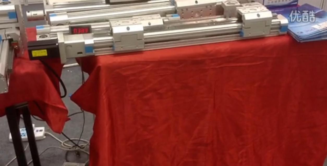蘇州展會-雙滑塊對開電動滑臺 蘇州展會-雙滑塊對開電動滑臺